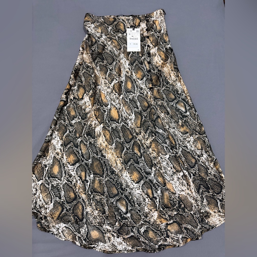 Zara Snake Print Skirt New With Tag